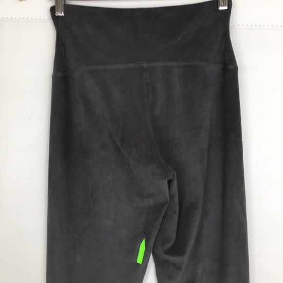 Yummie Women’s Faux Suede Leggings Gray High Waist Size Medium - Picture 12 of 14